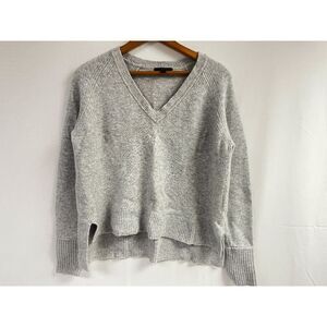 J Crew Gray V-Neck Knitted Hi Lo Sweater Size Medium